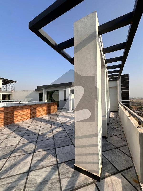 Top city 2 bed. Flate available for. Rent