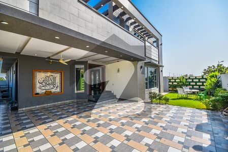 ڈی ایچ اے فیز 4 ڈیفنس (ڈی ایچ اے),لاہور میں 5 کمروں کا 1 کنال مکان 6.25 کروڑ میں برائے فروخت۔ ڈی ایچ اے فیز 4 ڈیفنس (ڈی ایچ اے),لاہور میں 5 کمروں کا 1 کنال مکان 6.25 کروڑ میں برائے فروخت۔