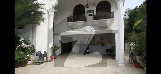 ڈی ایچ اے فیز 1 - بلاک ایل فیز 1,ڈیفنس (ڈی ایچ اے),لاہور میں 6 کمروں کا 2 کنال مکان 15.5 کروڑ میں برائے فروخت۔ ڈی ایچ اے فیز 1 - بلاک ایل فیز 1,ڈیفنس (ڈی ایچ اے),لاہور میں 6 کمروں کا 2 کنال مکان 15.5 کروڑ میں برائے فروخت۔