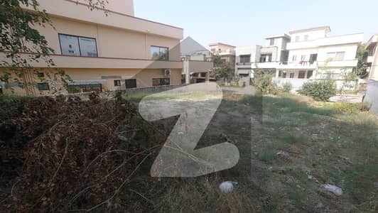 ڈی ایچ اے فیز 2 - سیکٹر بی ڈی ایچ اے ڈیفینس فیز 2,ڈی ایچ اے ڈیفینس,اسلام آباد میں 1 کنال رہائشی پلاٹ 4.5 کروڑ میں برائے فروخت۔ ڈی ایچ اے فیز 2 - سیکٹر بی ڈی ایچ اے ڈیفینس فیز 2,ڈی ایچ اے ڈیفینس,اسلام آباد میں 1 کنال رہائشی پلاٹ 4.5 کروڑ میں برائے فروخت۔