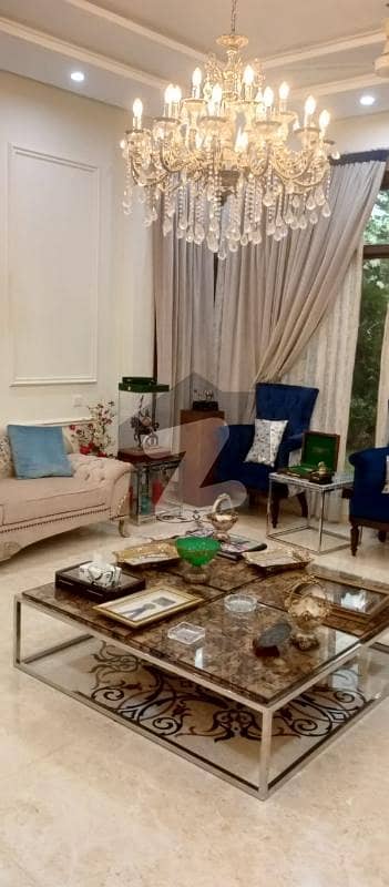 In DHA Phase 2 House Sized 1350 Square Yards For Sale