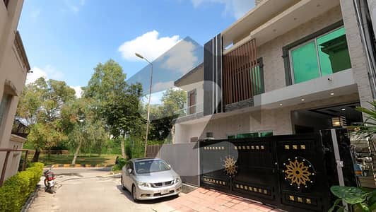 Corner New Modern Double Storey, 10 Marla House for Sale , Located on Main Road, nearby Centaurus , Blue Area, Jinnah Avenue, Metro Station.