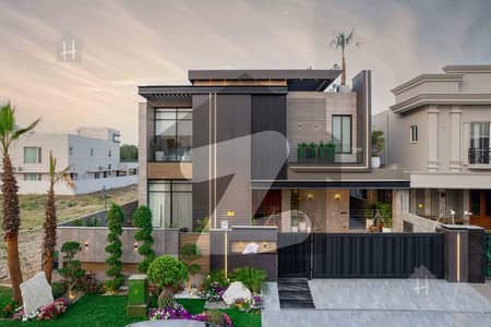 ڈی ایچ اے فیز 7 ڈیفنس (ڈی ایچ اے),لاہور میں 5 کمروں کا 1 کنال مکان 6.99 کروڑ میں برائے فروخت۔ ڈی ایچ اے فیز 7 ڈیفنس (ڈی ایچ اے),لاہور میں 5 کمروں کا 1 کنال مکان 6.99 کروڑ میں برائے فروخت۔