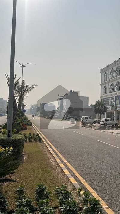 2M commercial in park lane