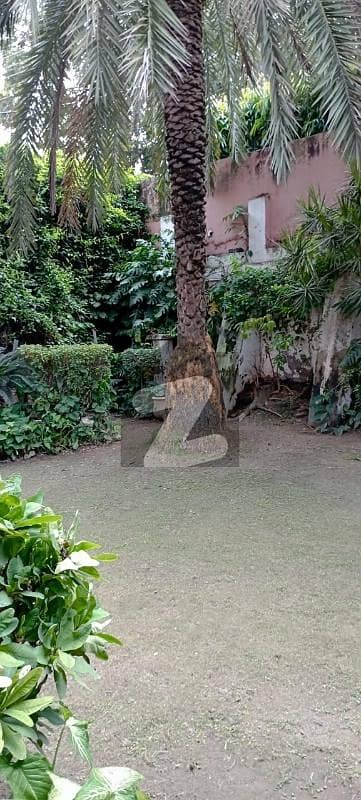 4 KANAL HOUSE FOR RENT IN MUSLIM TOWN AT MAIN WAHDAT ROAD