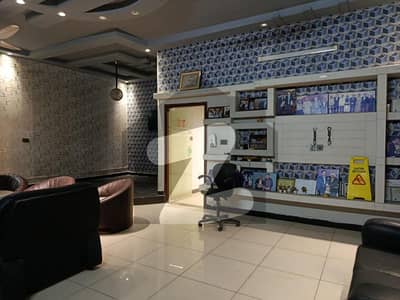 گلستانِ جوہر کراچی میں 10 کمروں کا 16 مرلہ عمارت 9.0 کروڑ میں برائے فروخت۔