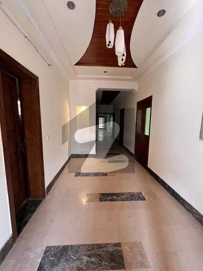 ڈی ایچ اے ڈیفینس فیز 1 ڈی ایچ اے ڈیفینس,اسلام آباد میں 6 کمروں کا 1 کنال مکان 2.0 لاکھ میں کرایہ پر دستیاب ہے۔ ڈی ایچ اے ڈیفینس فیز 1 ڈی ایچ اے ڈیفینس,اسلام آباد میں 6 کمروں کا 1 کنال مکان 2.0 لاکھ میں کرایہ پر دستیاب ہے۔