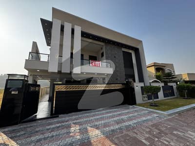 Elegant Design One Kanal For Sale