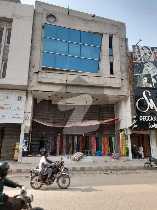 طارق روڈ کراچی میں 1 کنال دکان 14.0 لاکھ میں کرایہ پر دستیاب ہے۔ طارق روڈ کراچی میں 1 کنال دکان 14.0 لاکھ میں کرایہ پر دستیاب ہے۔