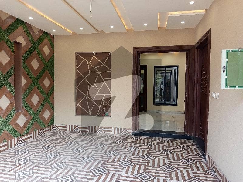 Ideal 5 Marla House Available In Eden Executive, Faisalabad