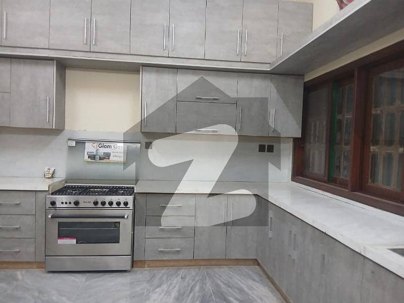 ڈی ایچ اے فیز 2 ڈی ایچ اے ڈیفینس,کراچی میں 3 کمروں کا 1 کنال مکان 3.5 لاکھ میں کرایہ پر دستیاب ہے۔ ڈی ایچ اے فیز 2 ڈی ایچ اے ڈیفینس,کراچی میں 3 کمروں کا 1 کنال مکان 3.5 لاکھ میں کرایہ پر دستیاب ہے۔