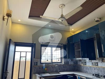 خیابان امین - بلاک این خیابانِ امین,لاہور میں 3 کمروں کا 10 مرلہ مکان 3.0 کروڑ میں برائے فروخت۔ خیابان امین - بلاک این خیابانِ امین,لاہور میں 3 کمروں کا 10 مرلہ مکان 3.0 کروڑ میں برائے فروخت۔