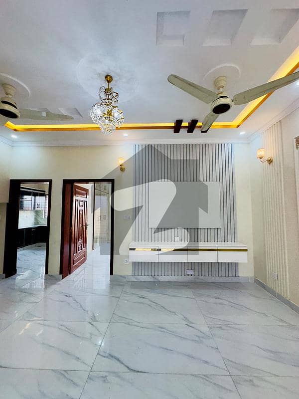 10 Marla House For Rent