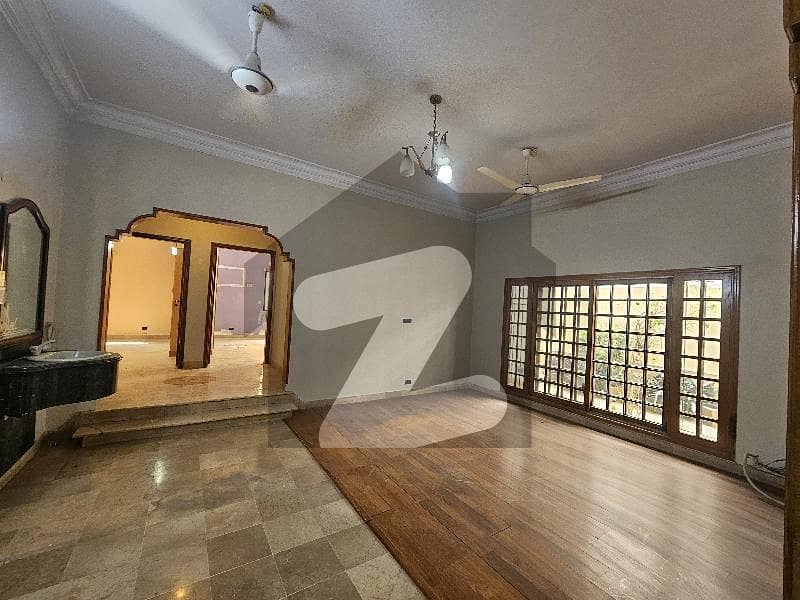 2+4 Bedrooms Planning Bungalow For Rent