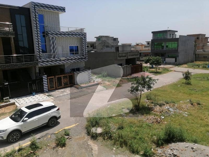 E-18 Health Enclave Islamabad Commercial Plot On 100 Feet Double Road