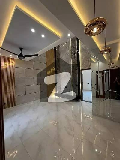 بحریہ ٹاؤن جاسمین بلاک بحریہ ٹاؤن سیکٹر سی,بحریہ ٹاؤن,لاہور میں 4 کمروں کا 10 مرلہ مکان 1.1 لاکھ میں کرایہ پر دستیاب ہے۔ بحریہ ٹاؤن جاسمین بلاک بحریہ ٹاؤن سیکٹر سی,بحریہ ٹاؤن,لاہور میں 4 کمروں کا 10 مرلہ مکان 1.1 لاکھ میں کرایہ پر دستیاب ہے۔