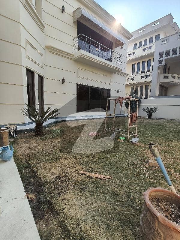 TRIPLE STORY HOUSE FOR RENT IN E-11