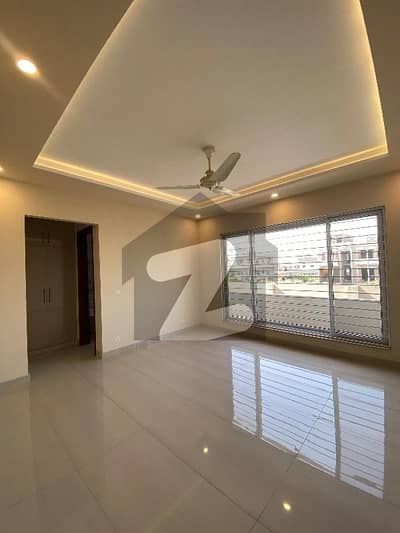 ڈی ۔ 12 اسلام آباد میں 6 کمروں کا 8 مرلہ مکان 2.6 لاکھ میں کرایہ پر دستیاب ہے۔