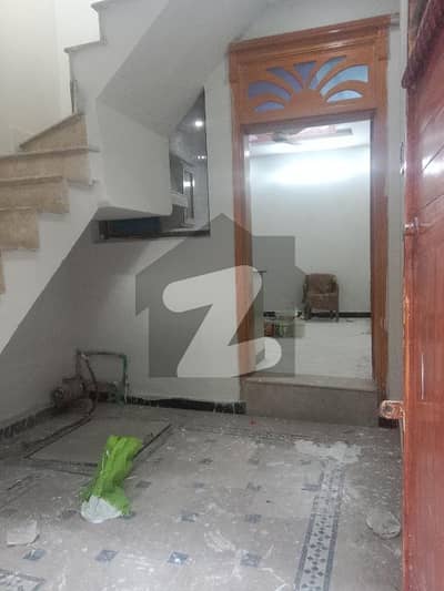 2 Marla single story house for sale