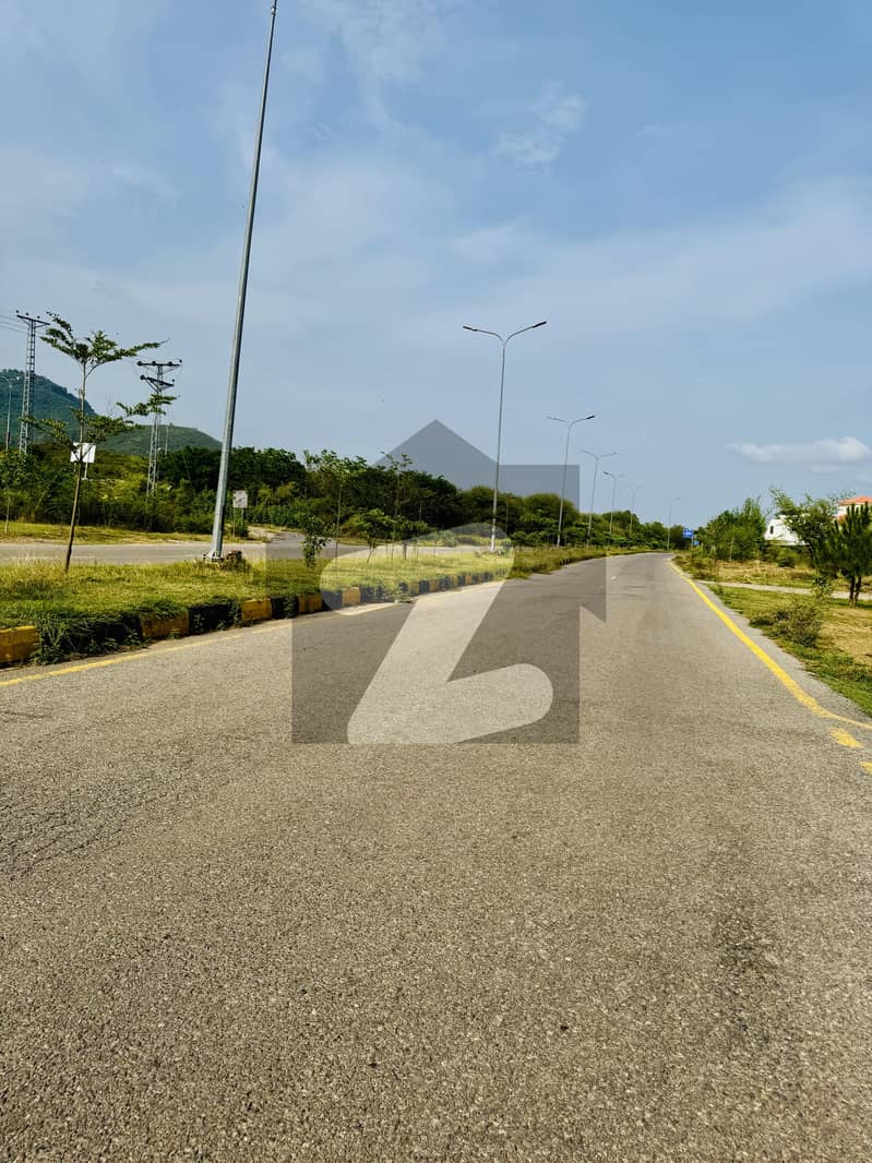 25x40 Plot For Sale In D-12 25x40 Plot For Sale In D-12