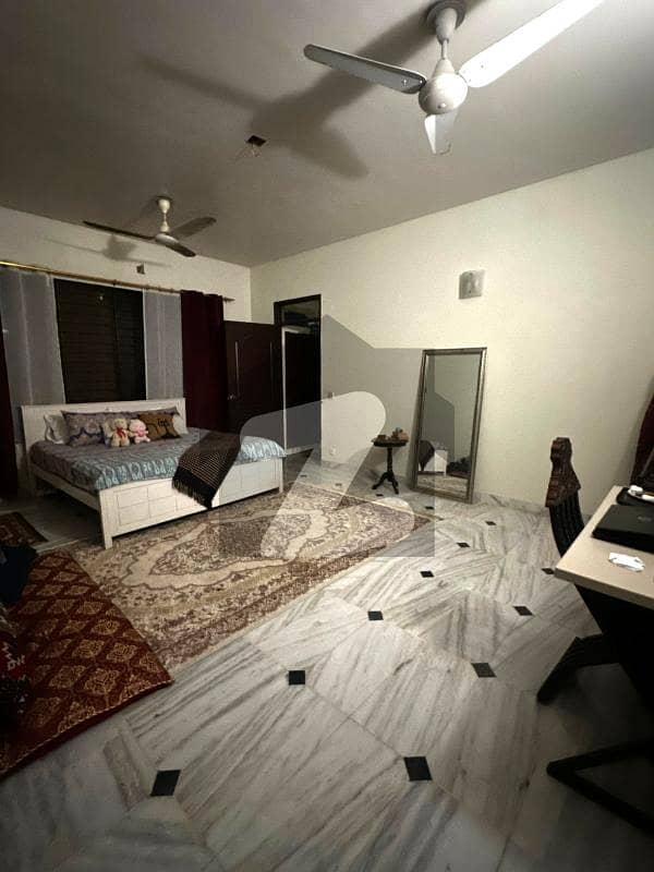 ڈی ایچ اے فیز 8 ڈی ایچ اے ڈیفینس,کراچی میں 6 کمروں کا 1 کنال مکان 5.0 لاکھ میں کرایہ پر دستیاب ہے۔ ڈی ایچ اے فیز 8 ڈی ایچ اے ڈیفینس,کراچی میں 6 کمروں کا 1 کنال مکان 5.0 لاکھ میں کرایہ پر دستیاب ہے۔