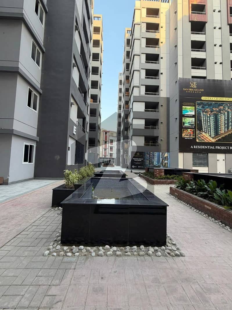 یونیورسٹی روڈ کراچی میں 2 کمروں کا 5 مرلہ فلیٹ 1.45 کروڑ میں برائے فروخت۔