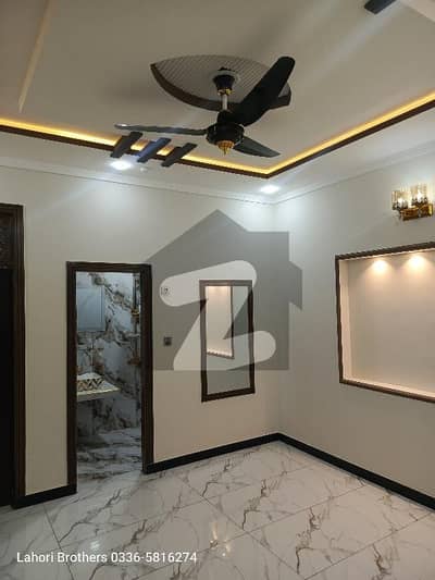 ائیرپورٹ ہاؤسنگ سوسائٹی راولپنڈی میں 4 کمروں کا 2 مرلہ مکان 32.0 ہزار میں کرایہ پر دستیاب ہے۔