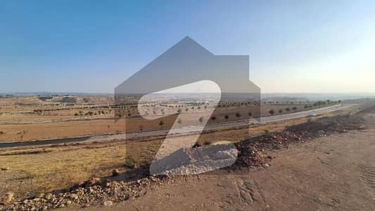 1 Kanal Residential Plot Available For Sale On Ideal Location 1 Kanal Residential Plot Available For Sale On Ideal Location