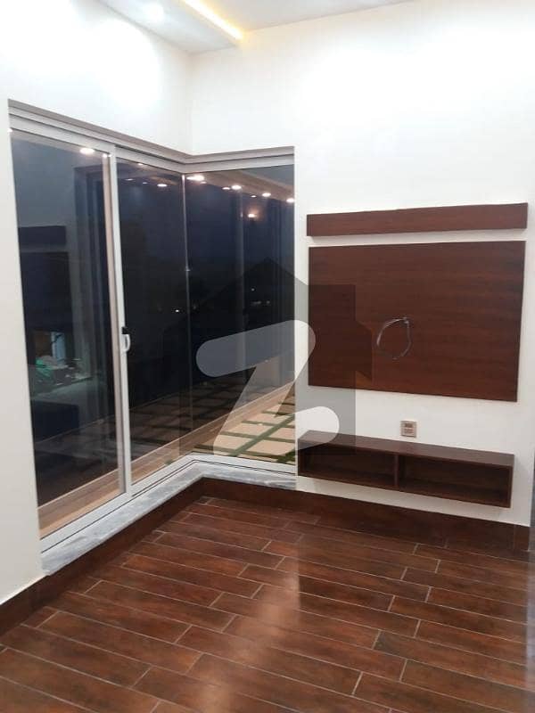 Zai town Canal Road Zai town Canal Road