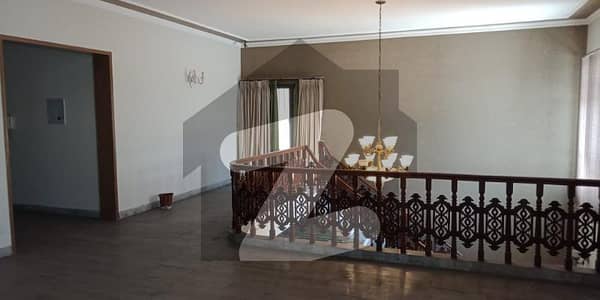 ڈی ایچ اے فیز 1 ڈیفنس (ڈی ایچ اے),لاہور میں 5 کمروں کا 1 کنال مکان 2.25 لاکھ میں کرایہ پر دستیاب ہے۔ ڈی ایچ اے فیز 1 ڈیفنس (ڈی ایچ اے),لاہور میں 5 کمروں کا 1 کنال مکان 2.25 لاکھ میں کرایہ پر دستیاب ہے۔