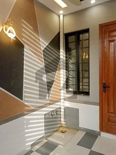 واپڈا ٹاؤن فیز 1 واپڈا ٹاؤن,لاہور میں 3 کمروں کا 5 مرلہ مکان 2.15 کروڑ میں برائے فروخت۔ واپڈا ٹاؤن فیز 1 واپڈا ٹاؤن,لاہور میں 3 کمروں کا 5 مرلہ مکان 2.15 کروڑ میں برائے فروخت۔