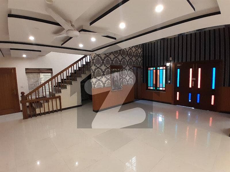Beautiful Kanal House For Sale At Good Location