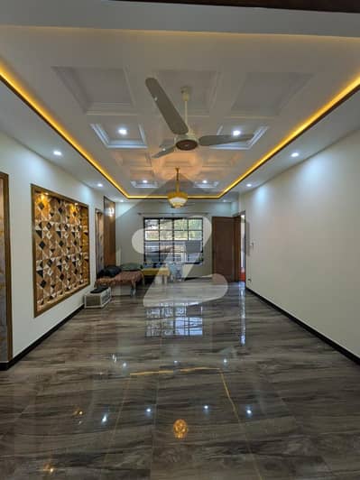 گلبرگ ریزیڈنشیا گلبرگ,اسلام آباد میں 4 کمروں کا 1 کنال بالائی پورشن 90.0 ہزار میں کرایہ پر دستیاب ہے۔