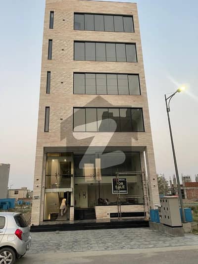ڈی ایچ اے فیز 8 ڈیفنس (ڈی ایچ اے),لاہور میں 4 مرلہ عمارت 13.3 کروڑ میں برائے فروخت۔