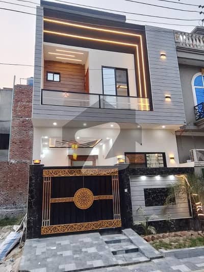 الحفیظ گارڈن - فیز 2 مین کینال بینک روڈ,لاہور میں 3 کمروں کا 3 مرلہ مکان 1.25 کروڑ میں برائے فروخت۔ الحفیظ گارڈن - فیز 2 مین کینال بینک روڈ,لاہور میں 3 کمروں کا 3 مرلہ مکان 1.25 کروڑ میں برائے فروخت۔