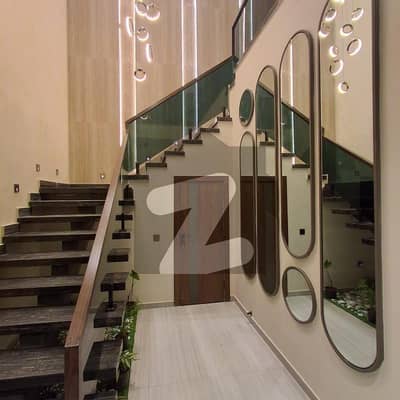 ایم پی سی ایچ ایس ۔ ملٹی گارڈنز بی ۔ 17,اسلام آباد میں 6 کمروں کا 10 مرلہ مکان 5.6 کروڑ میں برائے فروخت۔ ایم پی سی ایچ ایس ۔ ملٹی گارڈنز بی ۔ 17,اسلام آباد میں 6 کمروں کا 10 مرلہ مکان 5.6 کروڑ میں برائے فروخت۔