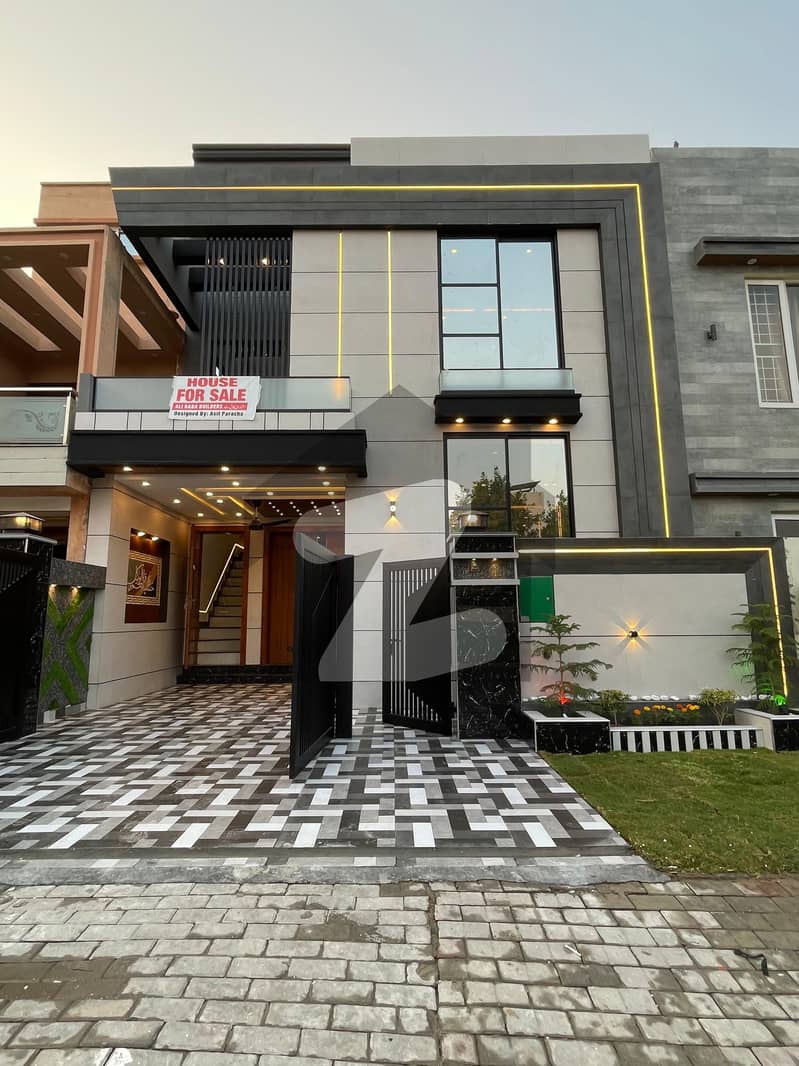 Bahria Orchard Luxury House For Sale