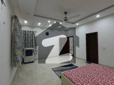 پیراگون سٹی لاہور میں 5 کمروں کا 1 کنال مکان 9.5 کروڑ میں برائے فروخت۔