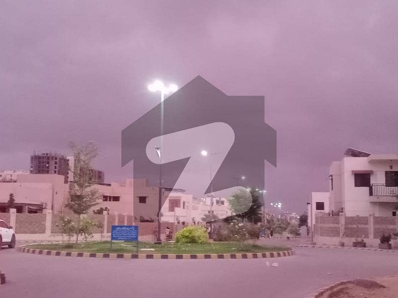 160 Yrd Banglow Available For Sale