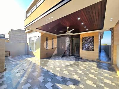 Boulevard Category 10 Marla Designer House Available For Sale