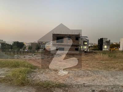 Hot DEAL 10 Marla Plot For Sale In Bahria Town Phase 8 Sector F3