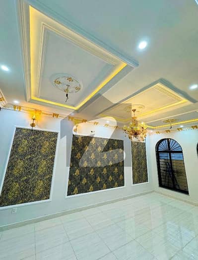 پارک ویو سٹی لاہور میں 3 کمروں کا 5 مرلہ بالائی پورشن 33.0 ہزار میں کرایہ پر دستیاب ہے۔