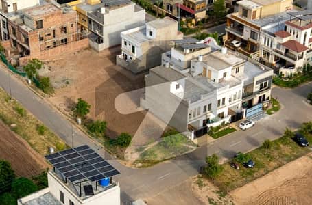 پارک ویو سٹی ۔ روز بلاک پارک ویو سٹی,لاہور میں 5 مرلہ رہائشی پلاٹ 90.0 لاکھ میں برائے فروخت۔