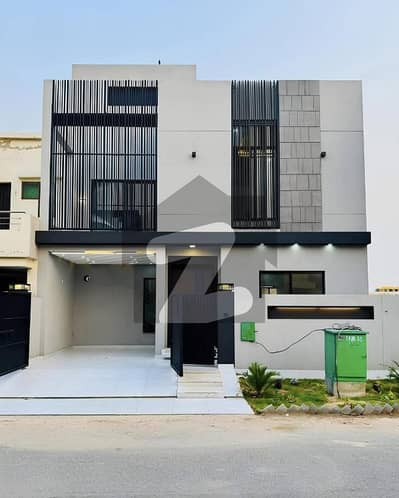 7 Marla Primely Located Modern Design House For Rent In DHA Lahore