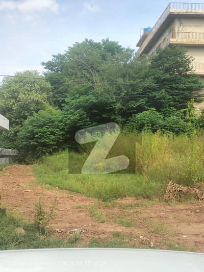 355.55 square yards plot in C BLOCK FOR SALE