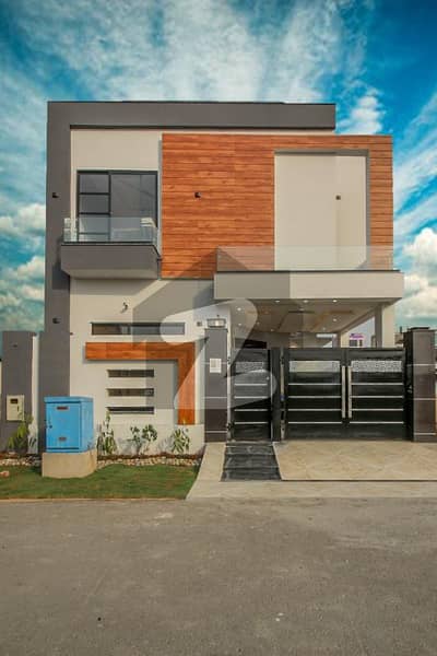 5 Marla Luxurious Bungalow For Rent In DHA Phase 9 Town Lahore DHA 9 Town, DHA Defence, Lahore, Punjab