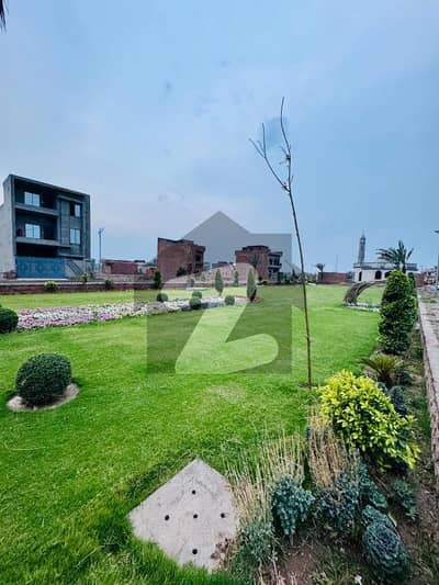 2 Marla Commercial Plot For Sale