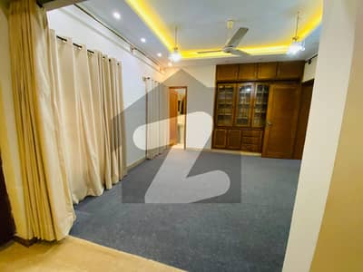 F-8/3 1 Kanal Extra Land House For Rent