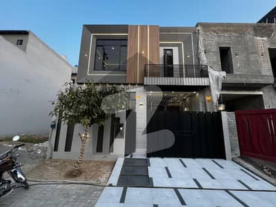 سینٹرل پارک ہاؤسنگ سکیم لاہور میں 3 کمروں کا 5 مرلہ مکان 2.2 کروڑ میں برائے فروخت۔ سینٹرل پارک ہاؤسنگ سکیم لاہور میں 3 کمروں کا 5 مرلہ مکان 2.2 کروڑ میں برائے فروخت۔