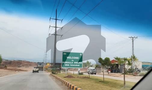 مارگلہ انکلیو مارگلہ ایونیو,اسلام آباد میں 1 کنال رہائشی پلاٹ 6.5 کروڑ میں برائے فروخت۔